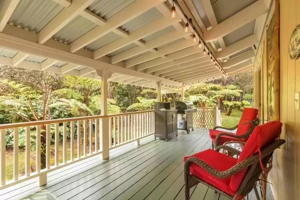 Hau'Oli Place Tiki Cottage In Волкейно Екстериор снимка